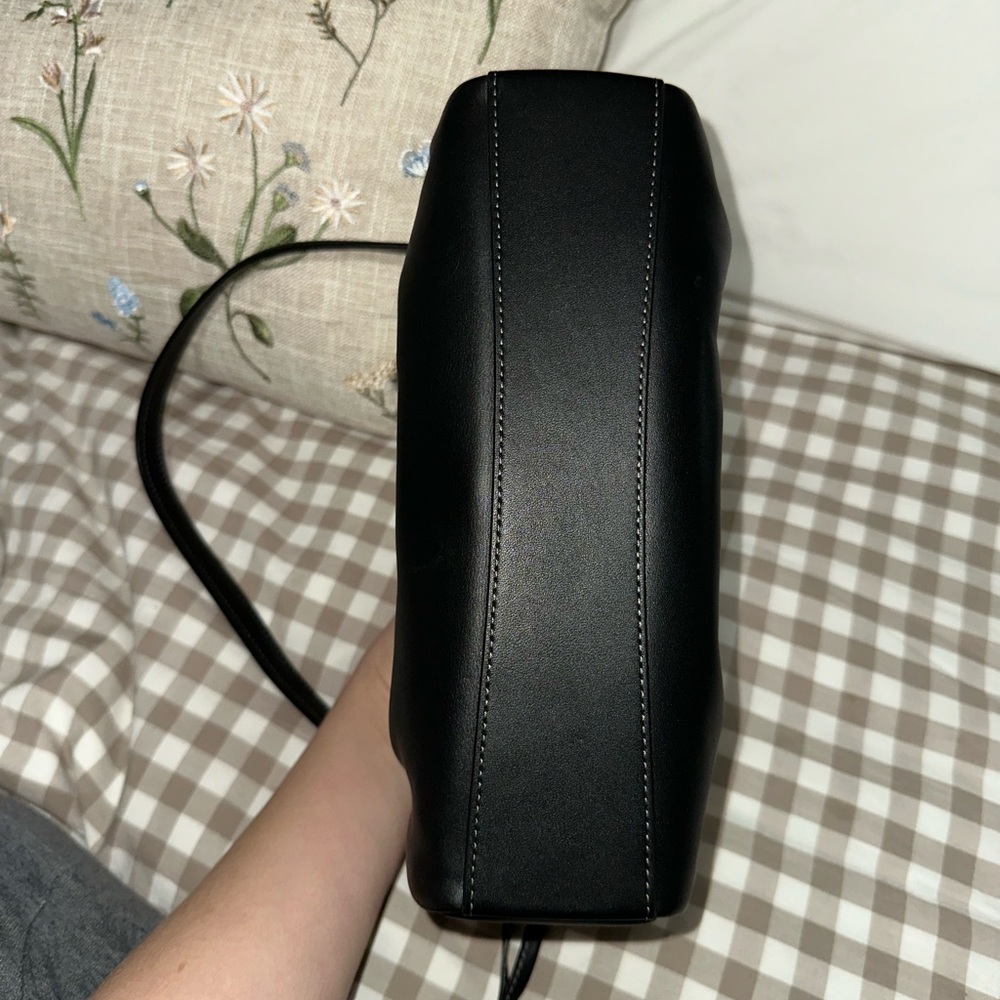 Faye Shoulder Bag - Picture 5 of 9